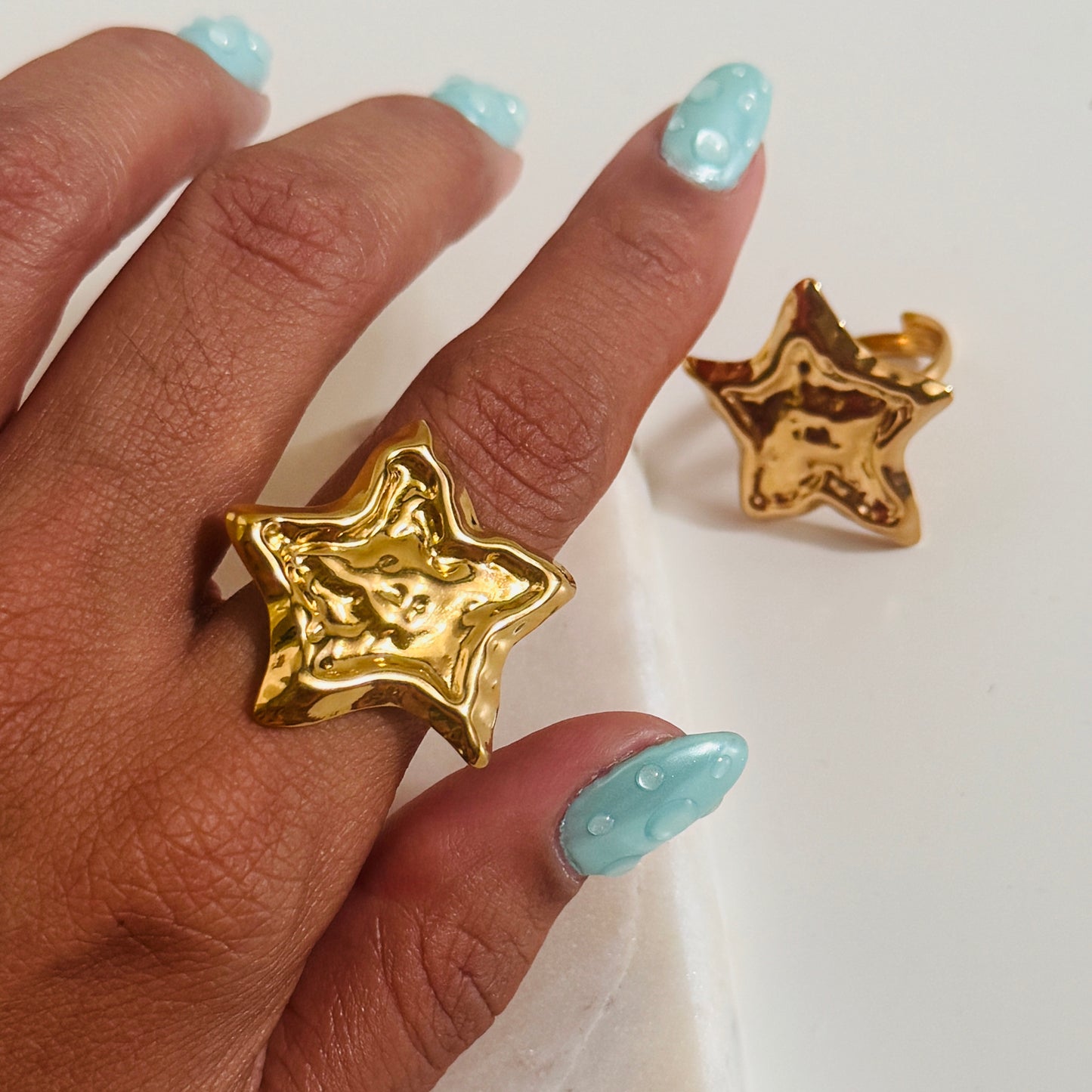 Yelina STAR